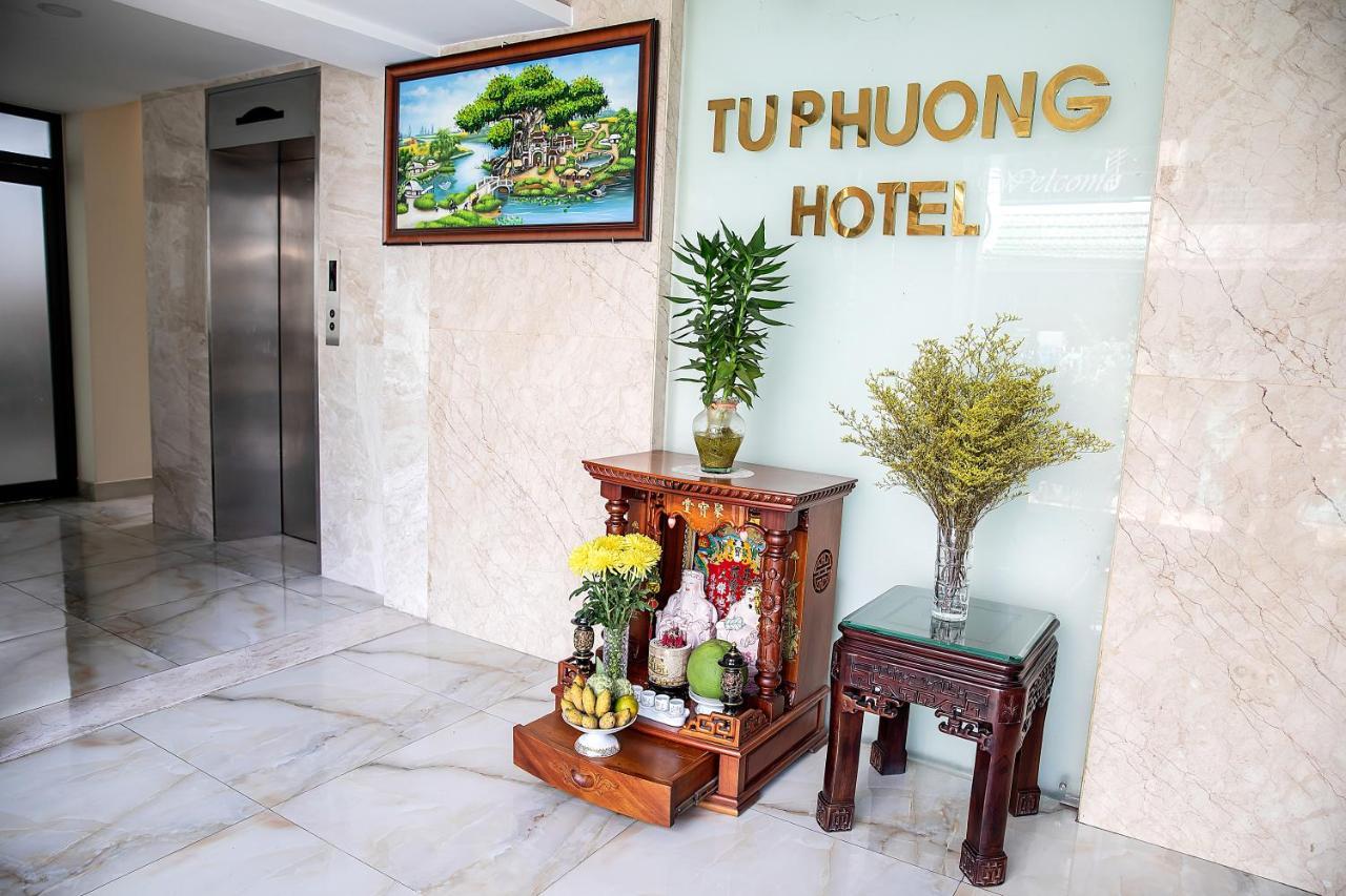 Tu Phuong *
