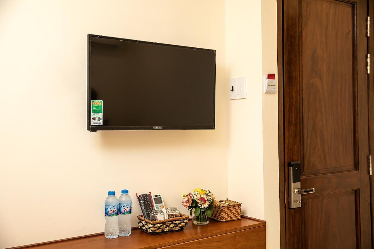 Tu Phuong Hotel *